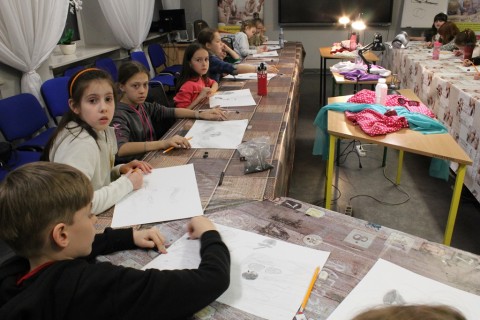 Zajęcia plastyczne dla dzieci 8 -12 lat