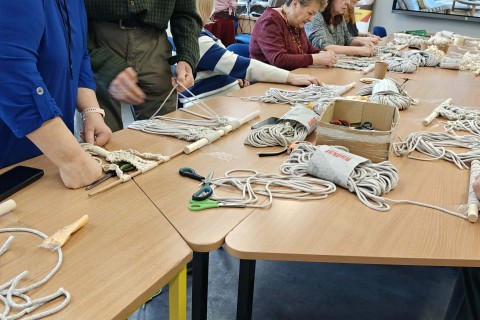 Warsztaty makramy dla seniorów