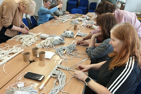 Warsztaty makramy dla seniorów