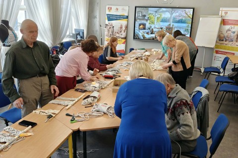 Warsztaty makramy dla seniorów
