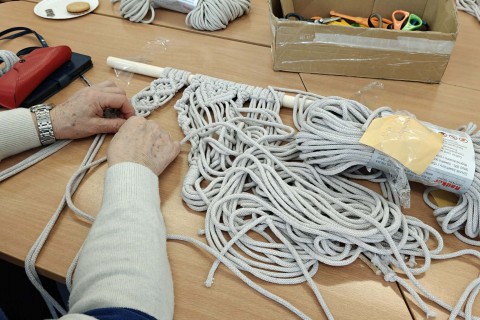 Warsztaty makramy dla seniorów