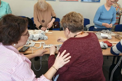 Warsztaty makramy dla seniorów