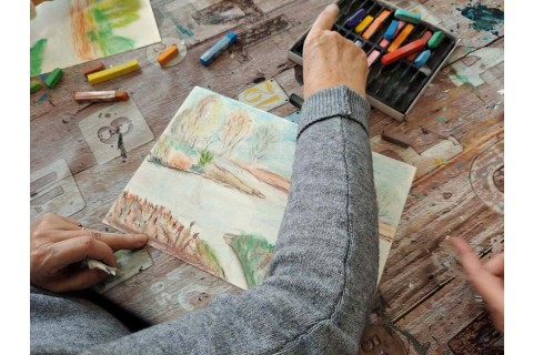 Warsztaty malarstwa dla seniorów - pejzaż rysowany pastelami