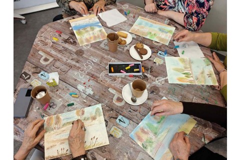 Warsztaty malarstwa dla seniorów - pejzaż rysowany pastelami