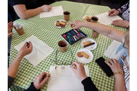 Warsztaty malarstwa dla seniorów - pejzaż rysowany pastelami