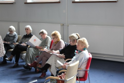 Trening pamięci i koncentracji seniorów na wesoło