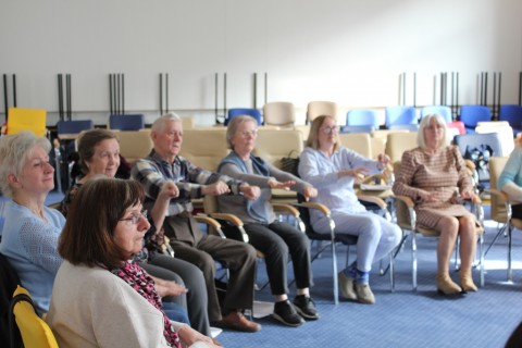 Trening pamięci i koncentracji seniorów na wesoło