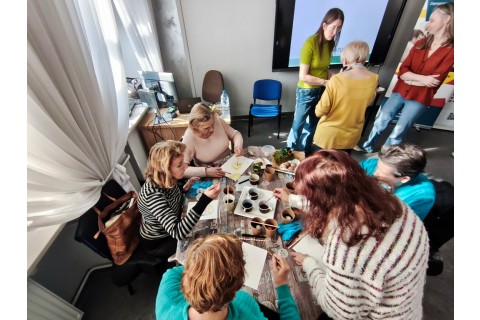 Warsztaty hortiterapeutyczne dla seniorów „Kolory, które leczą”