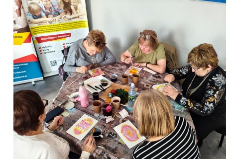 Warsztaty hortiterapeutyczne dla seniorów „Kolory, które leczą”