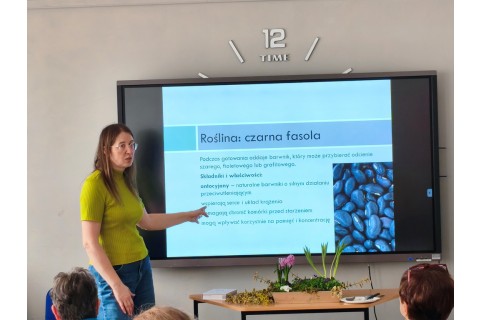 Warsztaty hortiterapeutyczne dla seniorów „Kolory, które leczą”