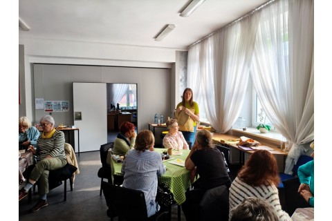 Warsztaty hortiterapeutyczne dla seniorów „Kolory, które leczą”