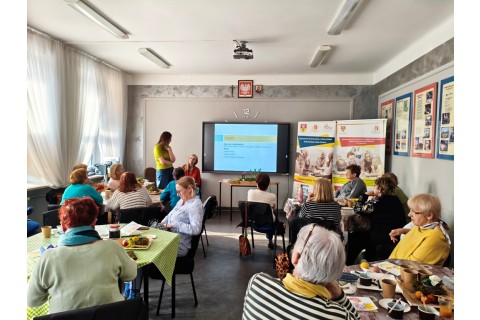 Warsztaty hortiterapeutyczne dla seniorów „Kolory, które leczą”