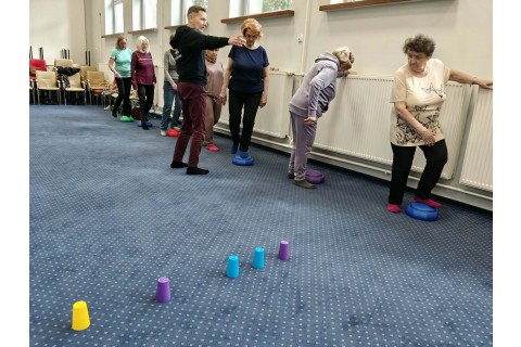 Trening medyczny stóp dla seniorów