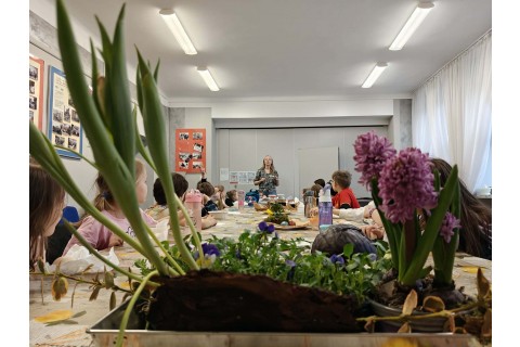 Warsztaty edukacyjno-przyrodnicze dla dzieci „Tajemnica kolorowych roślin”