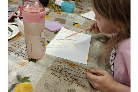 Warsztaty edukacyjno-przyrodnicze dla dzieci „Tajemnica kolorowych roślin”