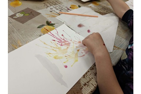 Warsztaty edukacyjno-przyrodnicze dla dzieci „Tajemnica kolorowych roślin”