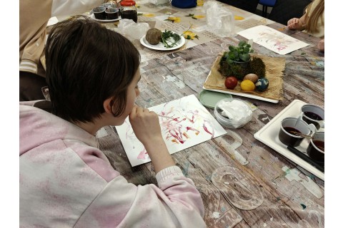 Warsztaty edukacyjno-przyrodnicze dla dzieci „Tajemnica kolorowych roślin”