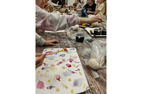 Warsztaty edukacyjno-przyrodnicze dla dzieci „Tajemnica kolorowych roślin”