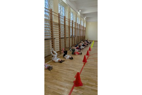 ZAJĘCIA SPORTOWE DLA DZIECI KLAS I - IV