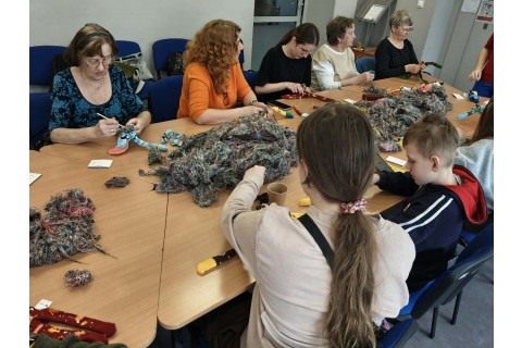 Charytatywna akcja szycia małpek