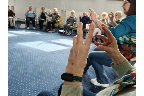 Trening pamięci i koncentracji seniorów na wesoło