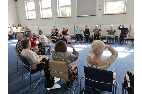 Trening pamięci i koncentracji seniorów na wesoło