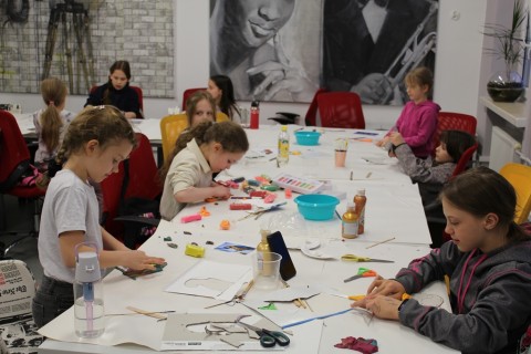 Zajęcia plastyczne dla dzieci 8 -12 lat