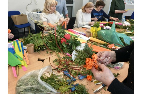 Warsztaty kreatywne dla seniorów - palma wielkanocna
