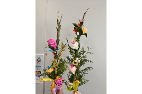 Warsztaty kreatywne dla seniorów - palma wielkanocna