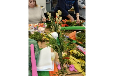 Warsztaty kreatywne dla seniorów - palma wielkanocna