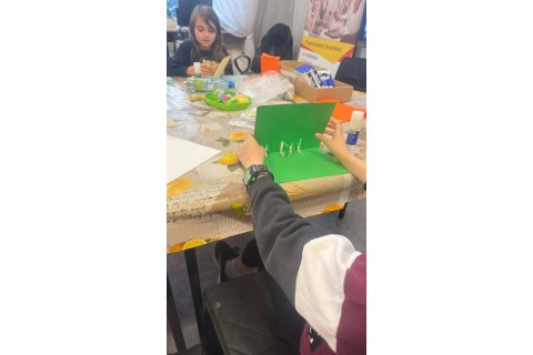 Warsztaty kreatywne dla dzieci 8+ Kartki 3D