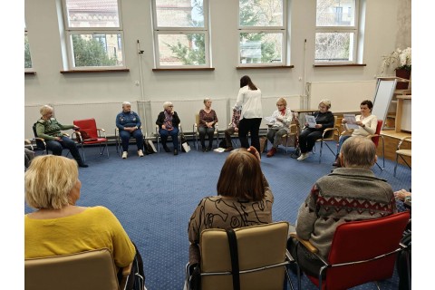 Trening pamięci i koncentracji seniorów na wesoło