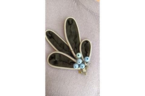 Warsztaty kreatywne dla seniorów - Biżuteria z zamków