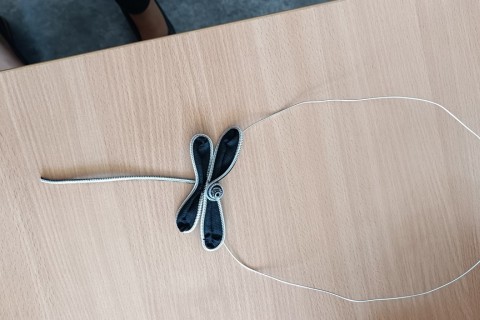 Warsztaty kreatywne dla seniorów - Biżuteria z zamków