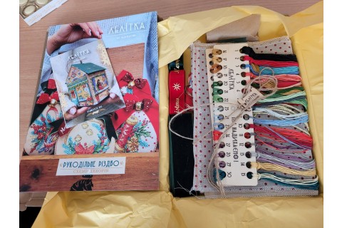 Spotkanie klubu pasjonatów robótek ręcznych