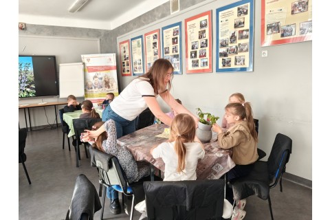 Warsztaty edukacyjno-przyrodnicze dla dzieci „Zielona baza małego ogrodnika”