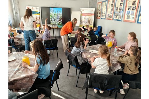 Warsztaty edukacyjno-przyrodnicze dla dzieci „Zielona baza małego ogrodnika”