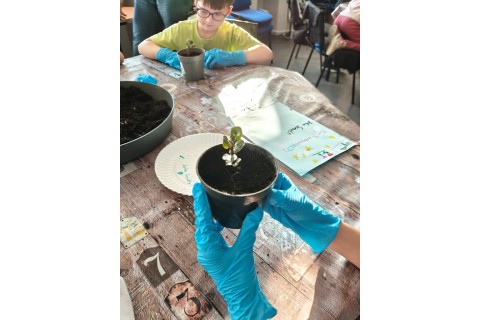 Warsztaty edukacyjno-przyrodnicze dla dzieci „Zielona baza małego ogrodnika”