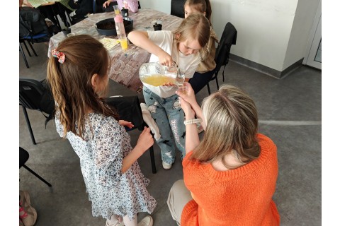 Warsztaty edukacyjno-przyrodnicze dla dzieci „Zielona baza małego ogrodnika”