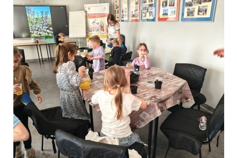 Warsztaty edukacyjno-przyrodnicze dla dzieci „Zielona baza małego ogrodnika”