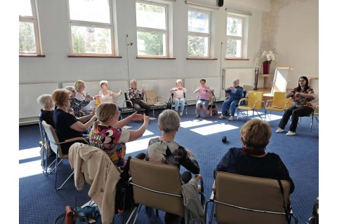 Trening pamięci i koncentracji seniorów na wesoło