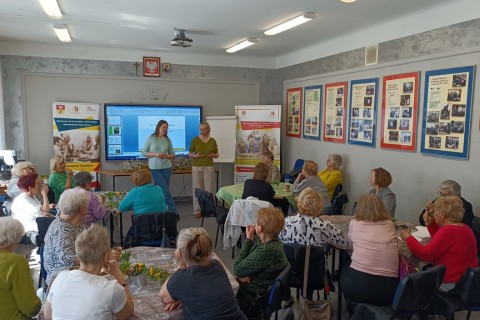 Warsztaty hortiterapeutyczne dla seniorów „Zielona równowaga”