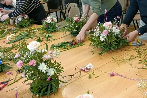 Warsztaty florystyczne dla dorosłych - Wiosenna kompozycja na stół