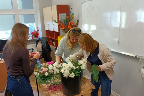 Warsztaty florystyczne dla dorosłych - Wiosenna kompozycja na stół
