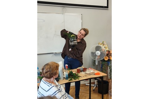 Warsztaty florystyczne dla seniorów - Las w szkle