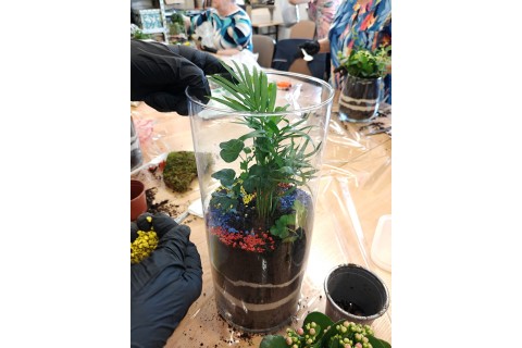 Warsztaty florystyczne dla seniorów - Las w szkle