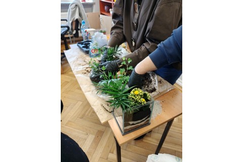 Warsztaty florystyczne dla seniorów - Las w szkle