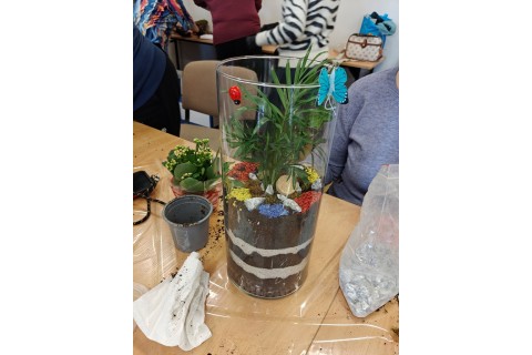 Warsztaty florystyczne dla seniorów - Las w szkle