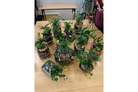 Warsztaty florystyczne dla seniorów - Las w szkle