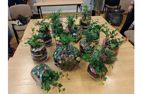 Warsztaty florystyczne dla seniorów - Las w szkle